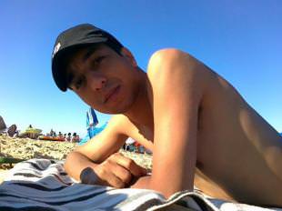 ฝรั่งหล่อ