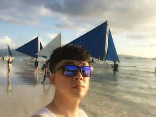 ฝรั่งหล่อ