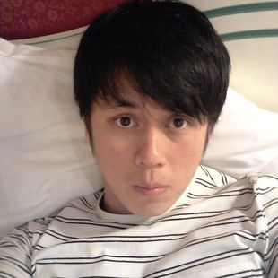 ฝรั่งหล่อ