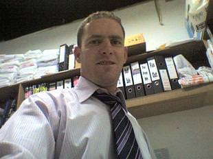 ฝรั่งหล่อ