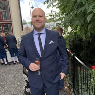 ฝรั่งหล่อ