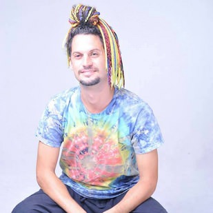 ฝรั่งหล่อ