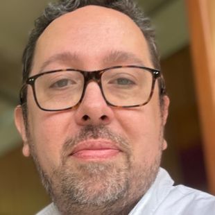 ฝรั่งหล่อ