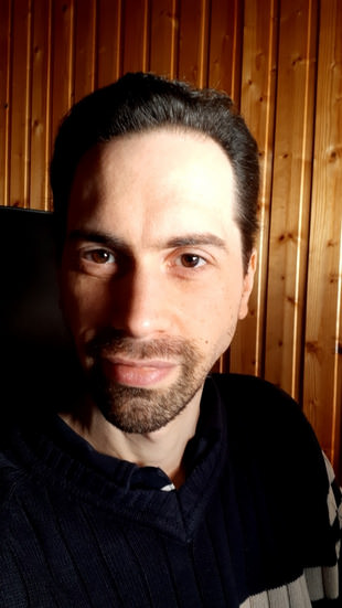 ฝรั่งหล่อ