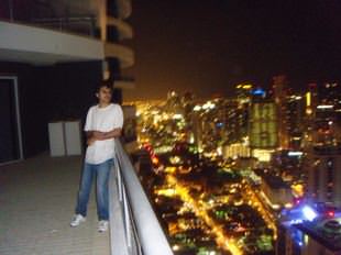 ฝรั่งหล่อ