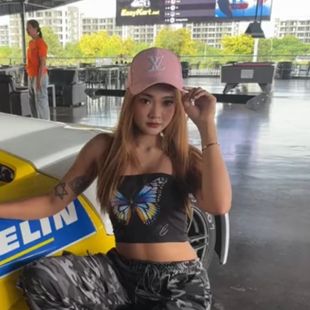 A Beautiful Thai Girl